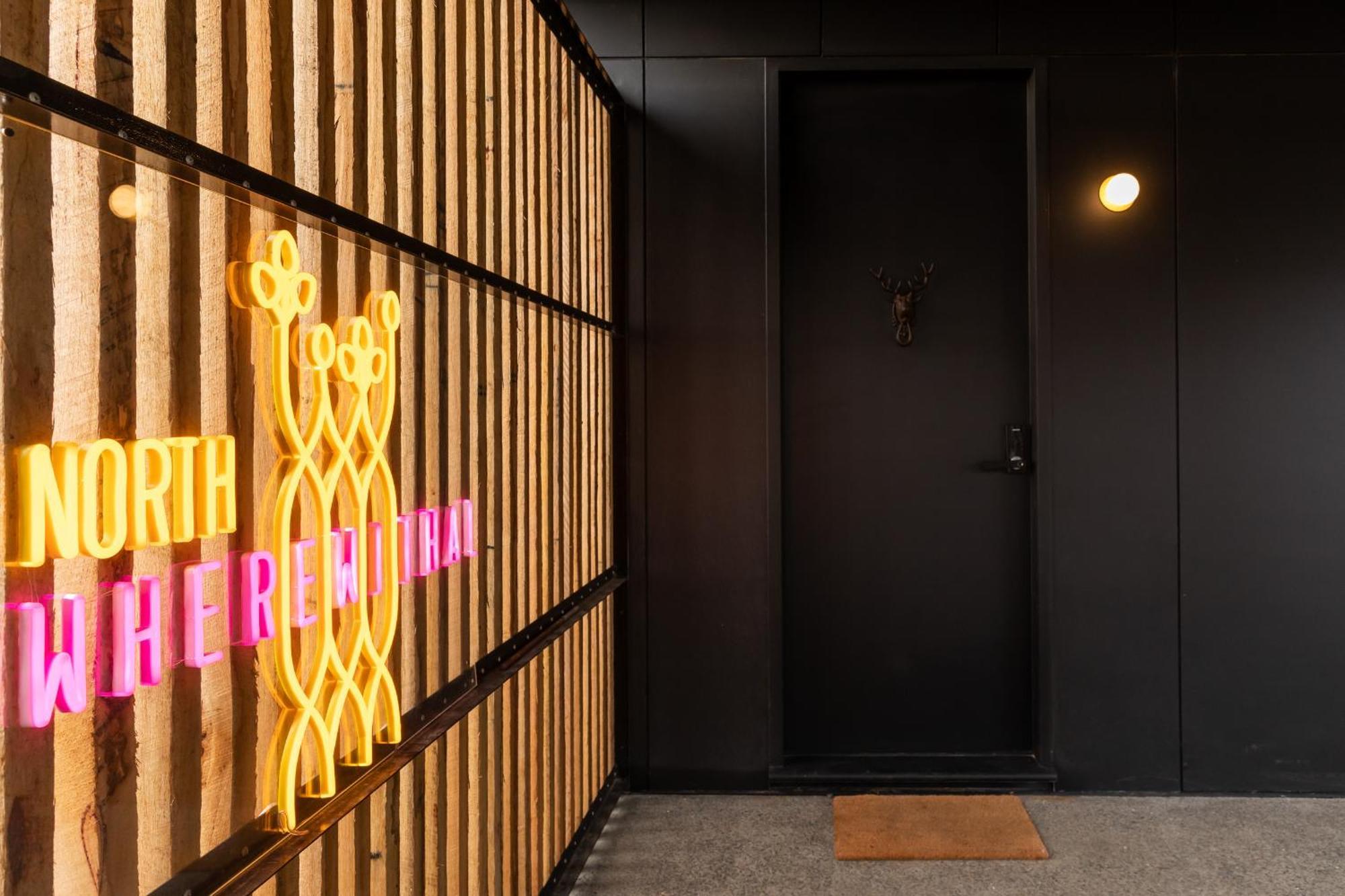 Wherewithal Luxury Suites Carlton Экстерьер фото