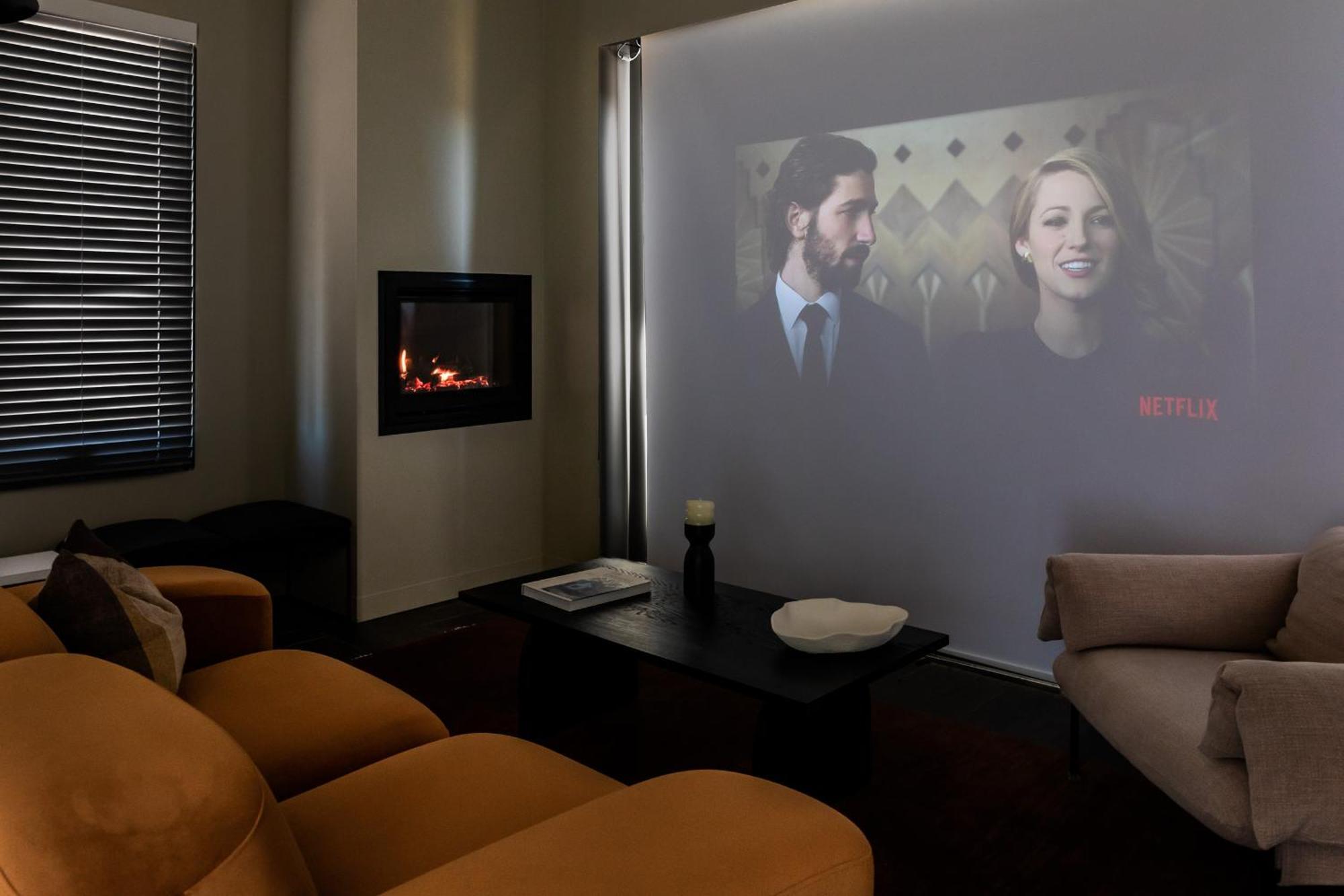 Wherewithal Luxury Suites Carlton Экстерьер фото